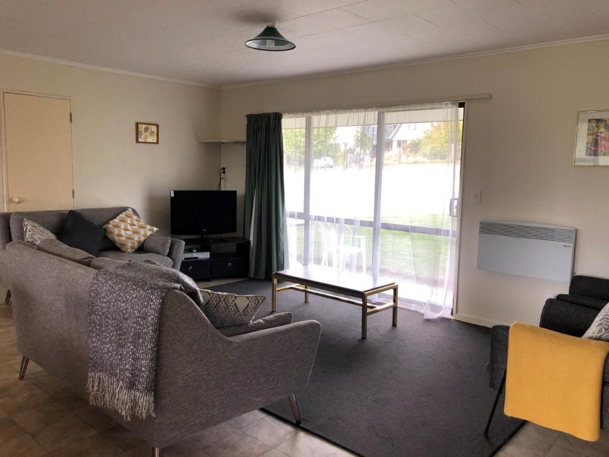 Alexandra Garden Court Motel Экстерьер фото
