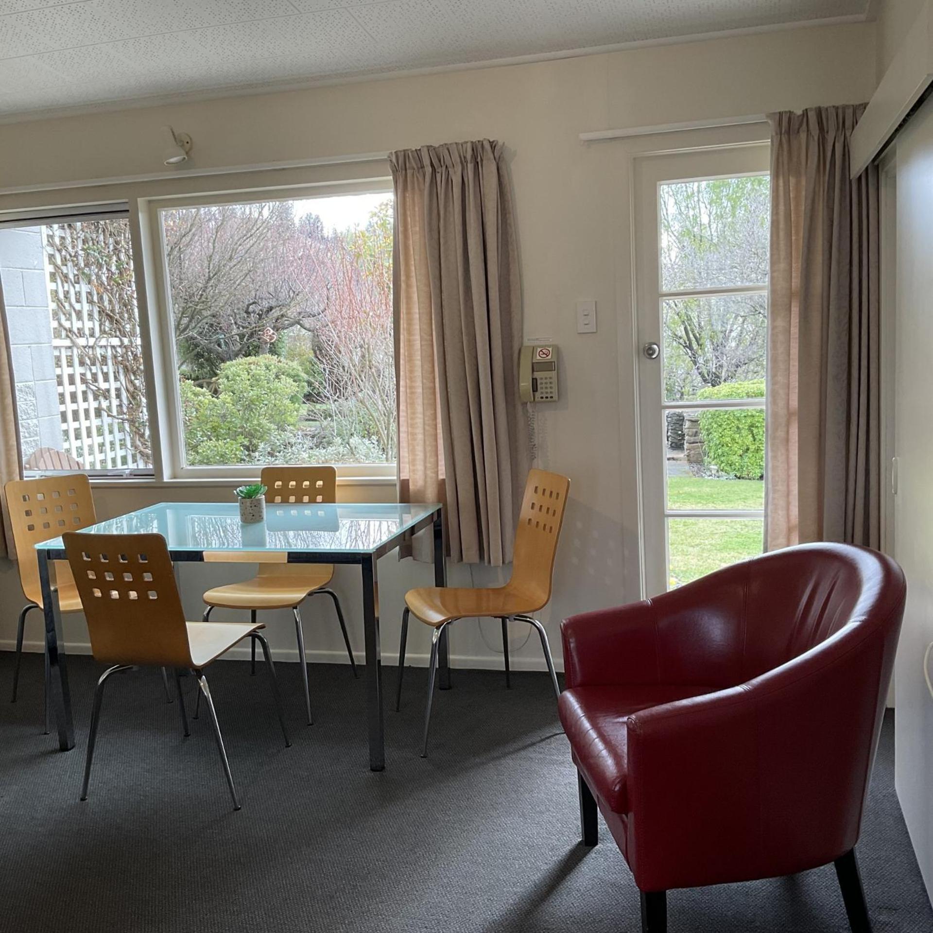 Alexandra Garden Court Motel Экстерьер фото