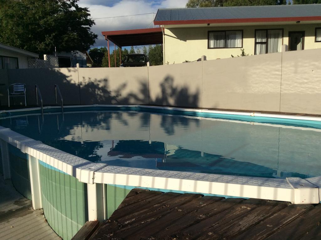 Alexandra Garden Court Motel Экстерьер фото